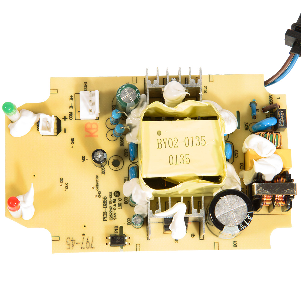 Зарядний пристрій для акумуляторів Vitals Master LSL 1845 SmartLine+ 